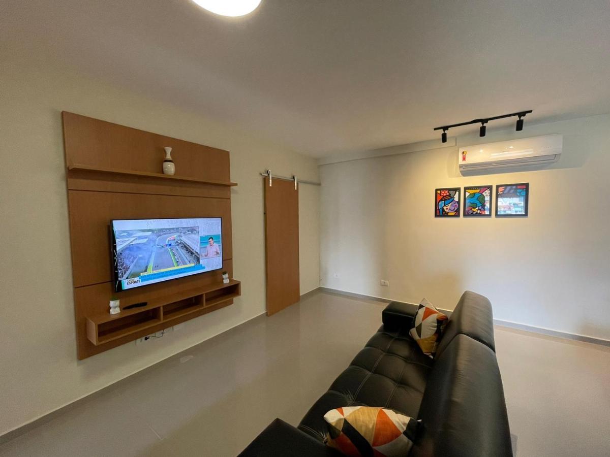 Апартаменти Apartamento Com Piscina No Centro Убатуба Екстер'єр фото