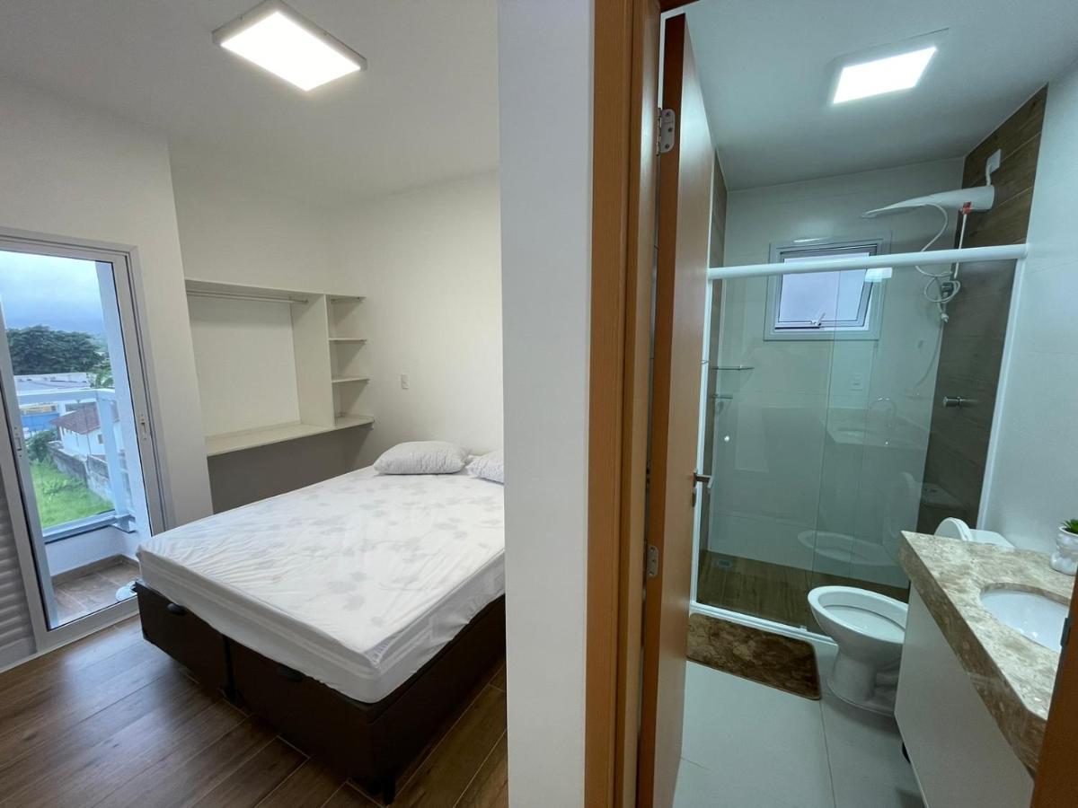 Апартаменти Apartamento Com Piscina No Centro Убатуба Екстер'єр фото