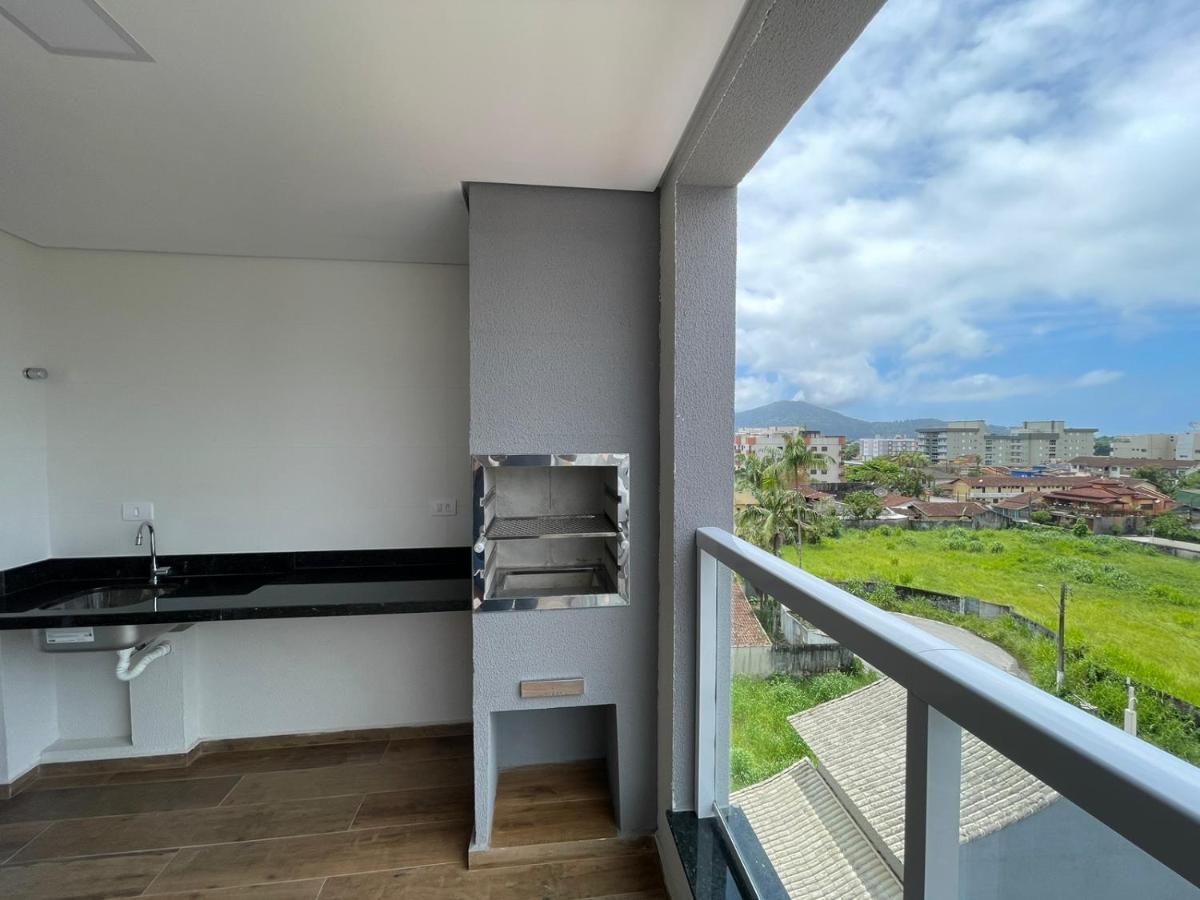 Апартаменти Apartamento Com Piscina No Centro Убатуба Екстер'єр фото