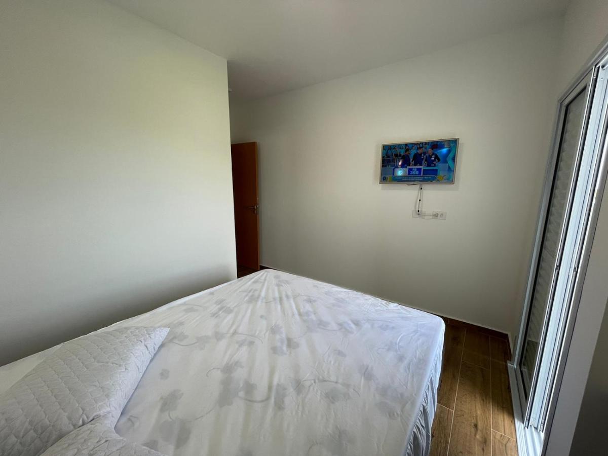 Апартаменти Apartamento Com Piscina No Centro Убатуба Екстер'єр фото