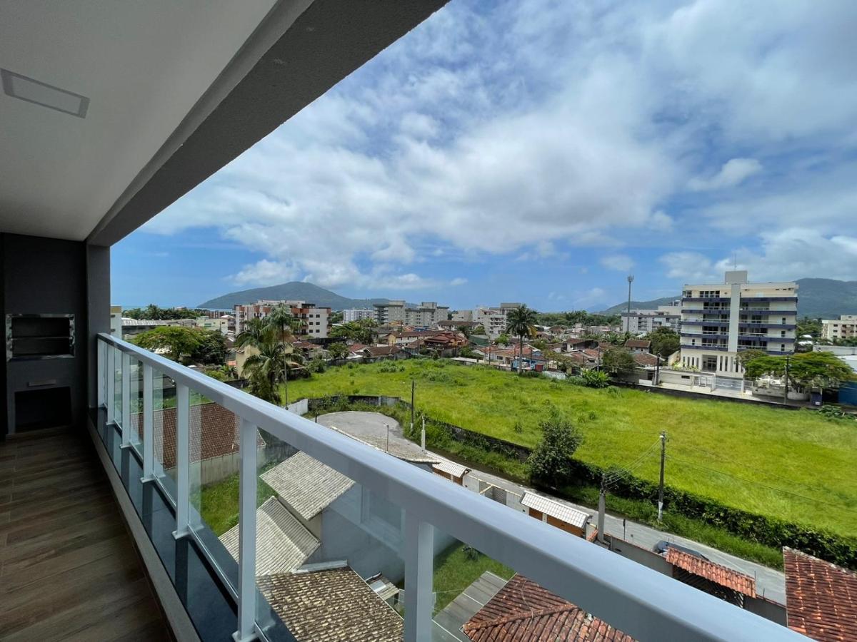 Апартаменти Apartamento Com Piscina No Centro Убатуба Екстер'єр фото